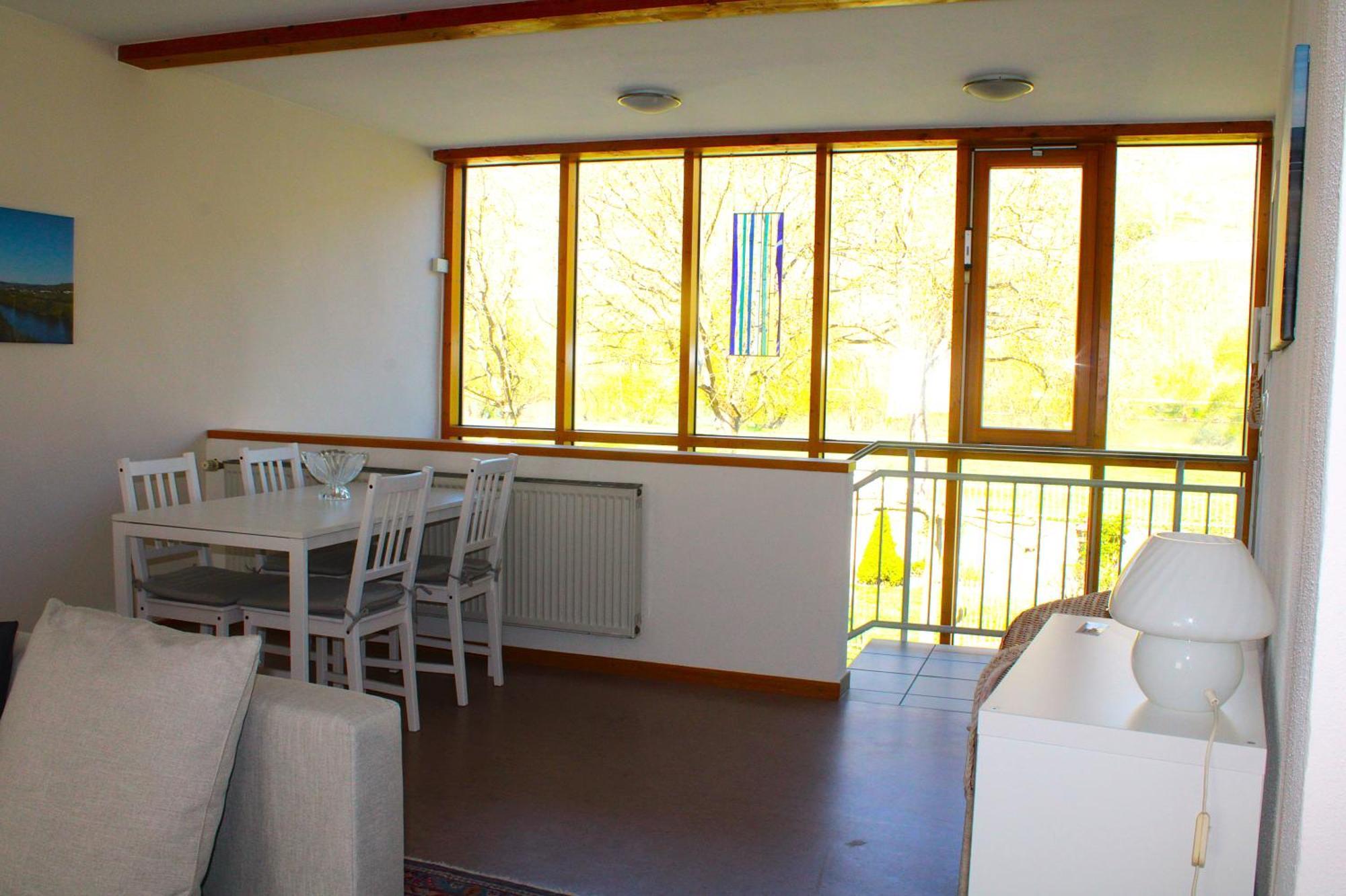 Ferienwohnung Altes Pfarrhaus Mit Flair Und Moselblick Brauneberg Bagian luar foto